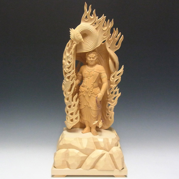 お盆お彼岸大特価 極上彫り☆白木材 不動明王立像1尺立☆お不動さん