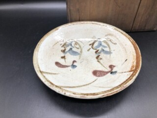 河井寛次郎 作 『草花文 皿』 ｜骨董品買取 緑和堂