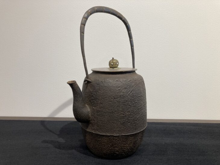 龍文堂 造『鉄瓶』 ｜骨董品買取 緑和堂