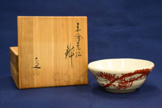 安 東五 作『白磁彫 香炉 樊川窯』 買取価格相場｜骨董品買取 緑和堂