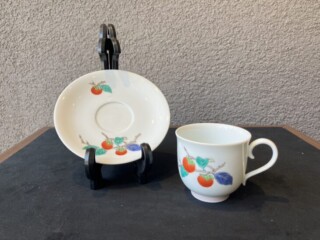 十二代酒井田柿右衛門 染錦銘々皿 十二代酒井田柿右衛門 染錦銘々皿