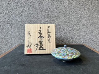 4代 清風 与平 作『秘色窯袴腰香炉』 買取価格相場｜骨董品買取 緑和堂