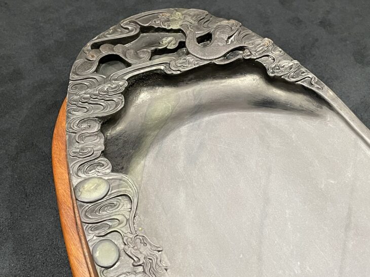 端渓硯 有眼雲龍硯』 ｜骨董品買取 緑和堂