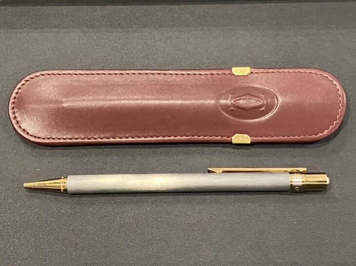 カルティエトリニティ／ドゥカルティエボールペン／マザーオブパール調