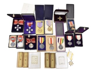 勲三等瑞宝章 満州事変従軍記章 ｜骨董品買取 緑和堂