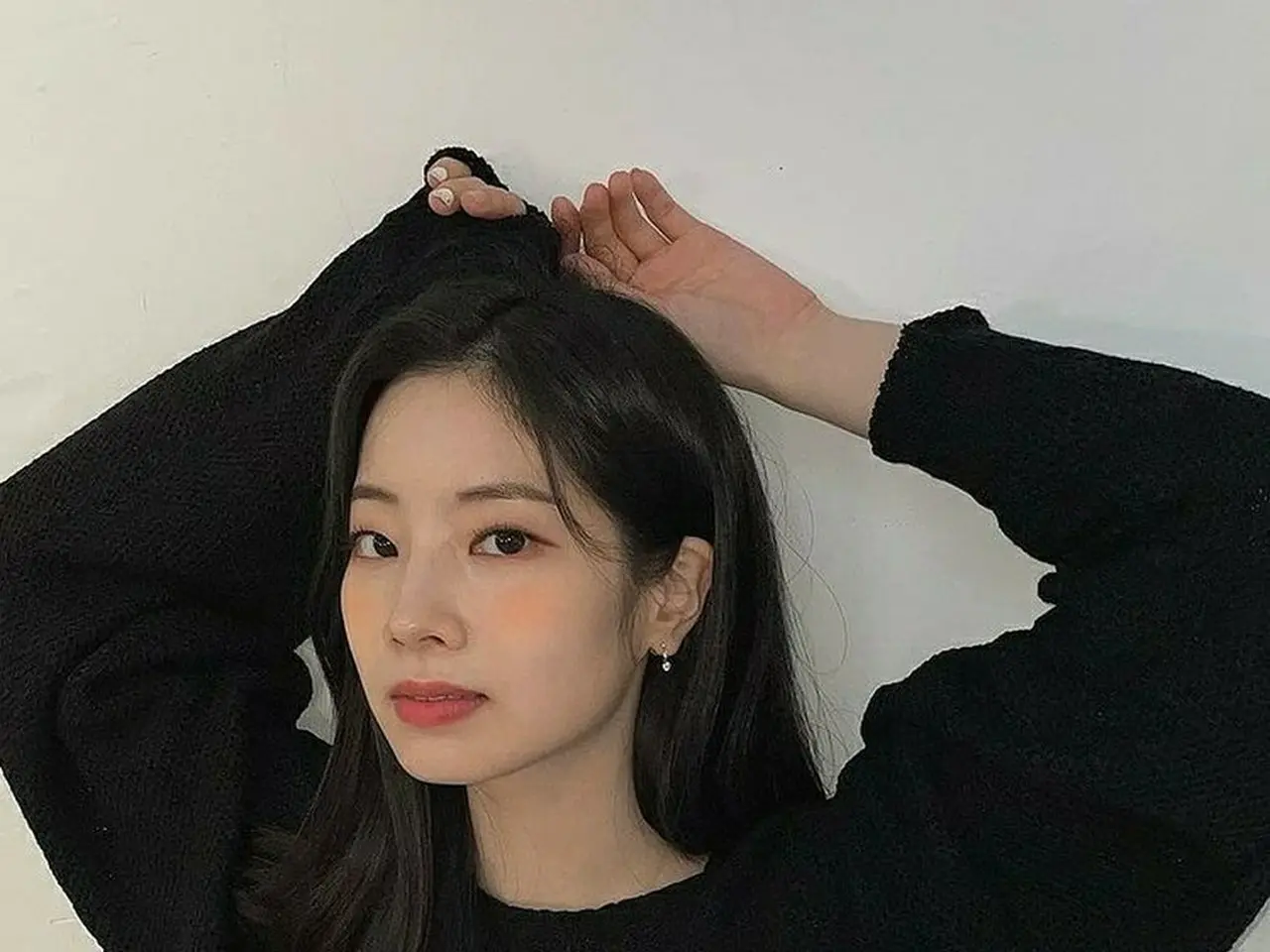 TWICE DAHYUN 07 タンクトップ 黒 Showcase FANCY