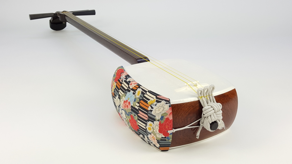 希少】長唄三味線 中棹 紅木 金細 綾杉胴 天然糸巻き 一本溝 希少