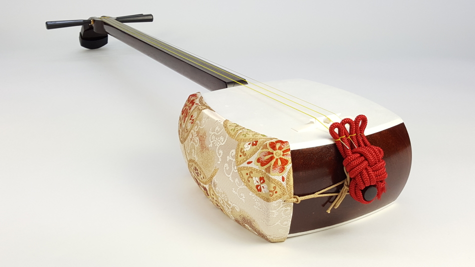 中棹地唄三味線 子持ち綾杉胴 棹紅木 沈みトチ 2枚溝金細 K刻印 総桐