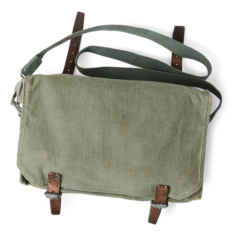 スイス軍 ヴィンテージミリタリーバッグ スイス軍 キャンバスリュック