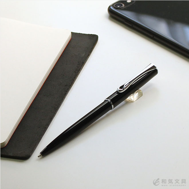 ディプロマット DIPLOMAT トラベラー ブラック ボールペン【名入れ