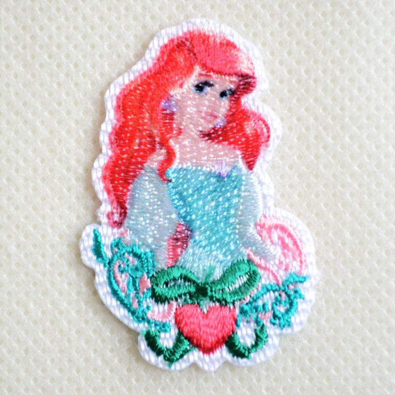 上海ディズニーランド正規品 プリンセス アリエル ピンバッジ 限数300