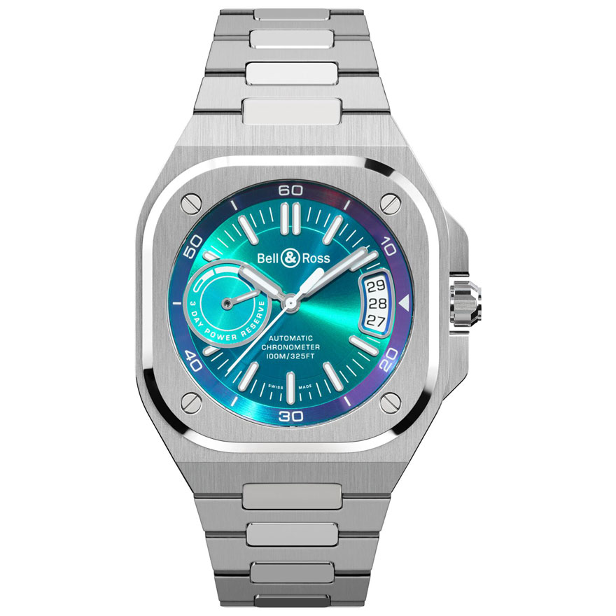 シャボン玉のように虹色にかがやく文字盤を与えられた上位機種、ベル