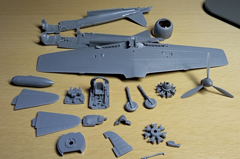 三菱 零戦32型 (タミヤ 1/72)＞ 飛行機プラモデル製作＞2025年7月号