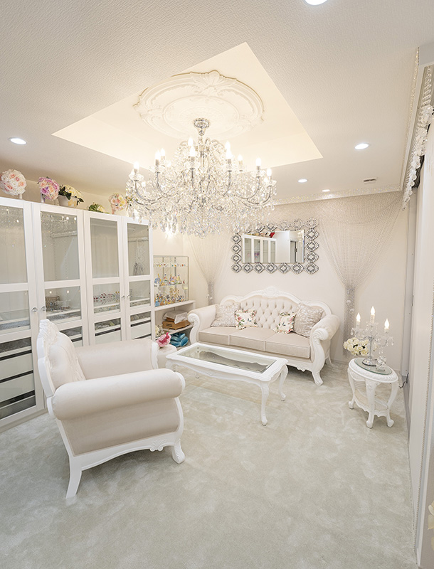 希少♦️ロココ 彫刻 コンソールテーブル♦️花台 ♦️ホワイト