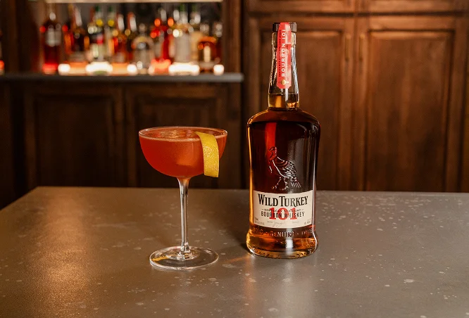 ケンタッキーストレートバーボン | ワイルドターキー公式サイト