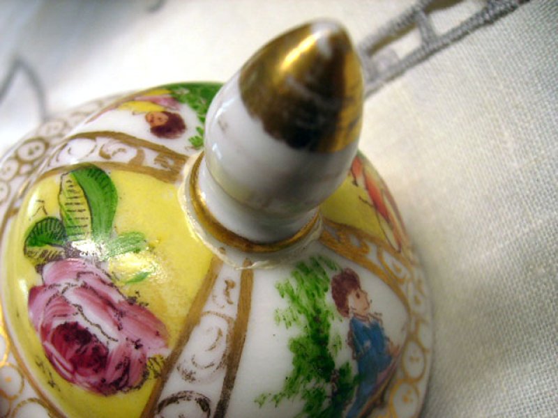 ドレスデン風 壺(小）