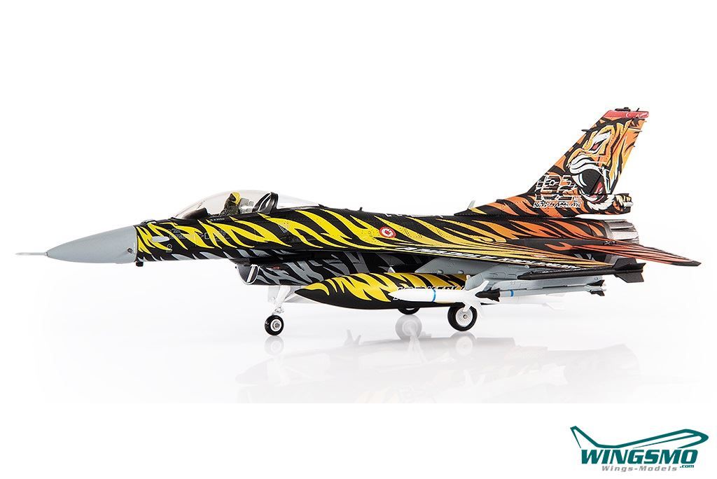 JCW A-10c F-16c 2個セット JCW A-10c F-16c 2個セット