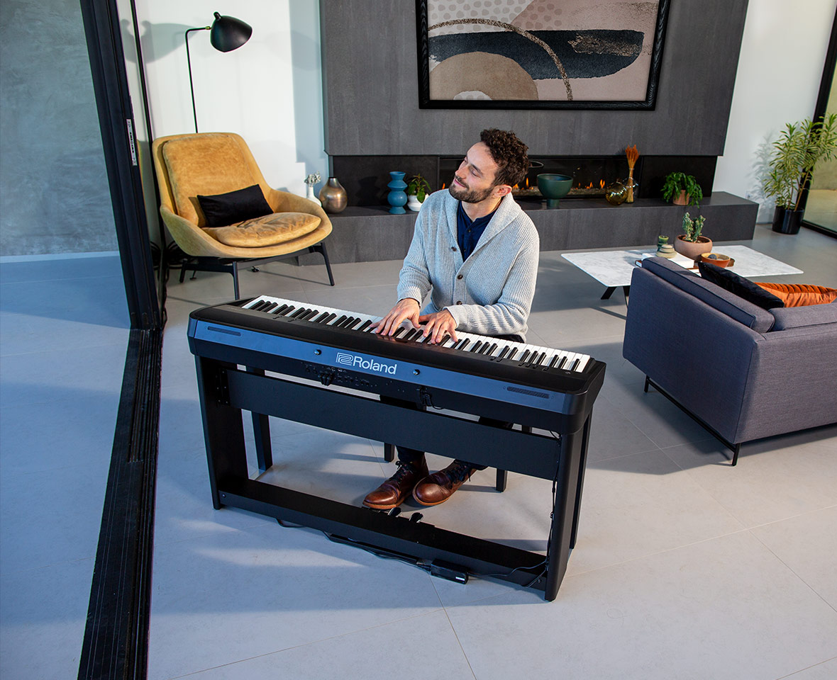 Roland FP-90X ｜ 株式会社 塚本楽器・TMAミュージックスクール