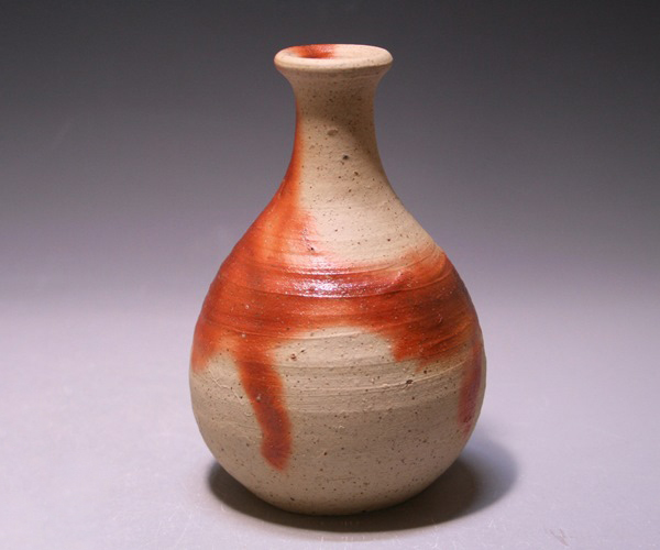 備前焼 山本竜一 作 備前緋襷徳利 共箱 共布 ／ 酒器(酒器)｜