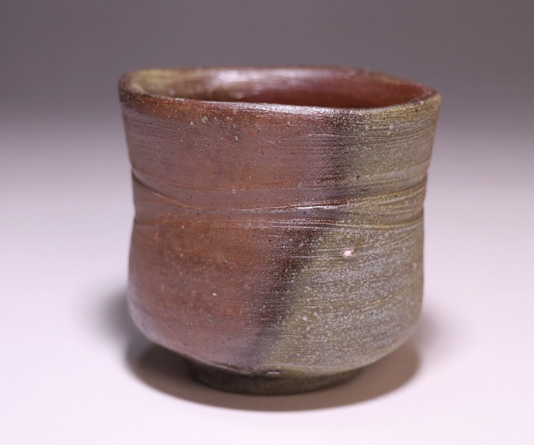 金重晃介】備前扁壺徳利 金重晃介 作 「備前扁壺徳利」 ～備前焼専門卸