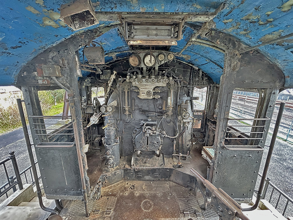 蒸気機関車の橋の写真 D51形重連 1971.￼ 4.￼ 20 蒸気機関車の橋の