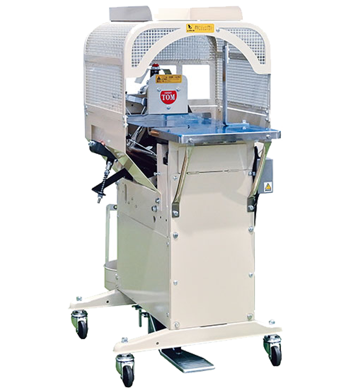 TOM 自動紐掛機 瓶の掛紙 自動紐掛機｜山田機械
