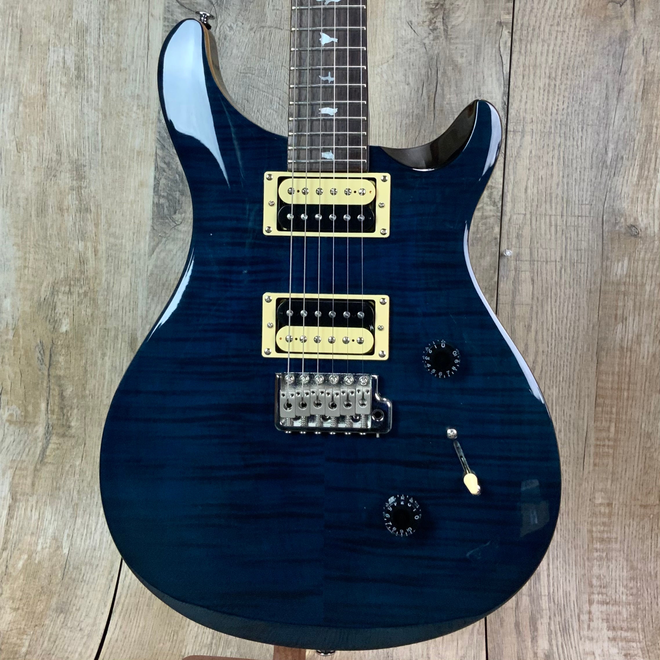 PRS Paul Reed Smith SE Custom 24 Whale Blue w/bag – Tone Shop Guitars