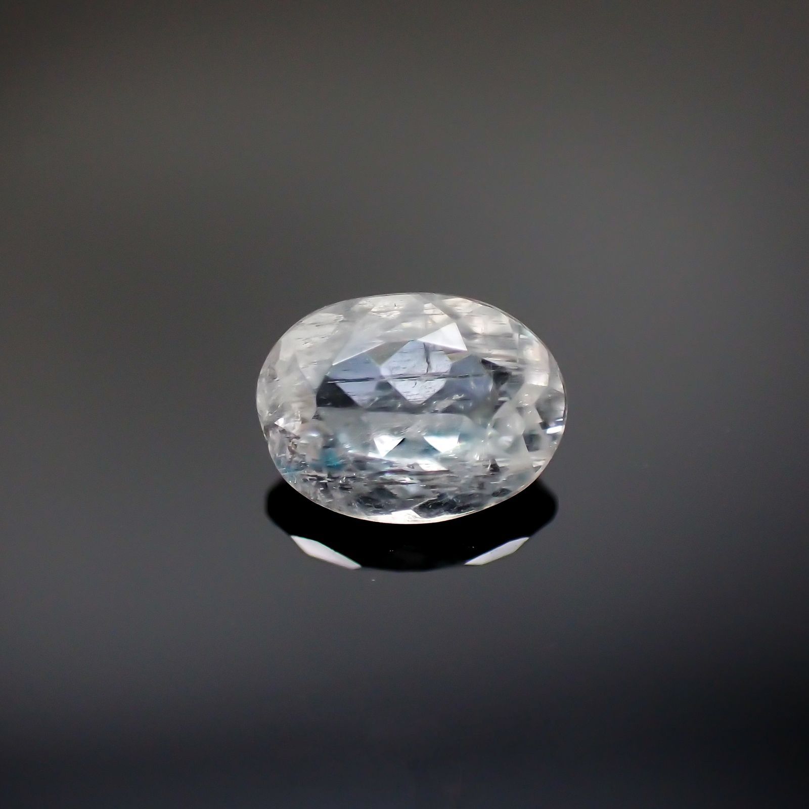 ユークレース(宝石名ユークレース) ブラジル産 0.512ct ソ付(彩珠