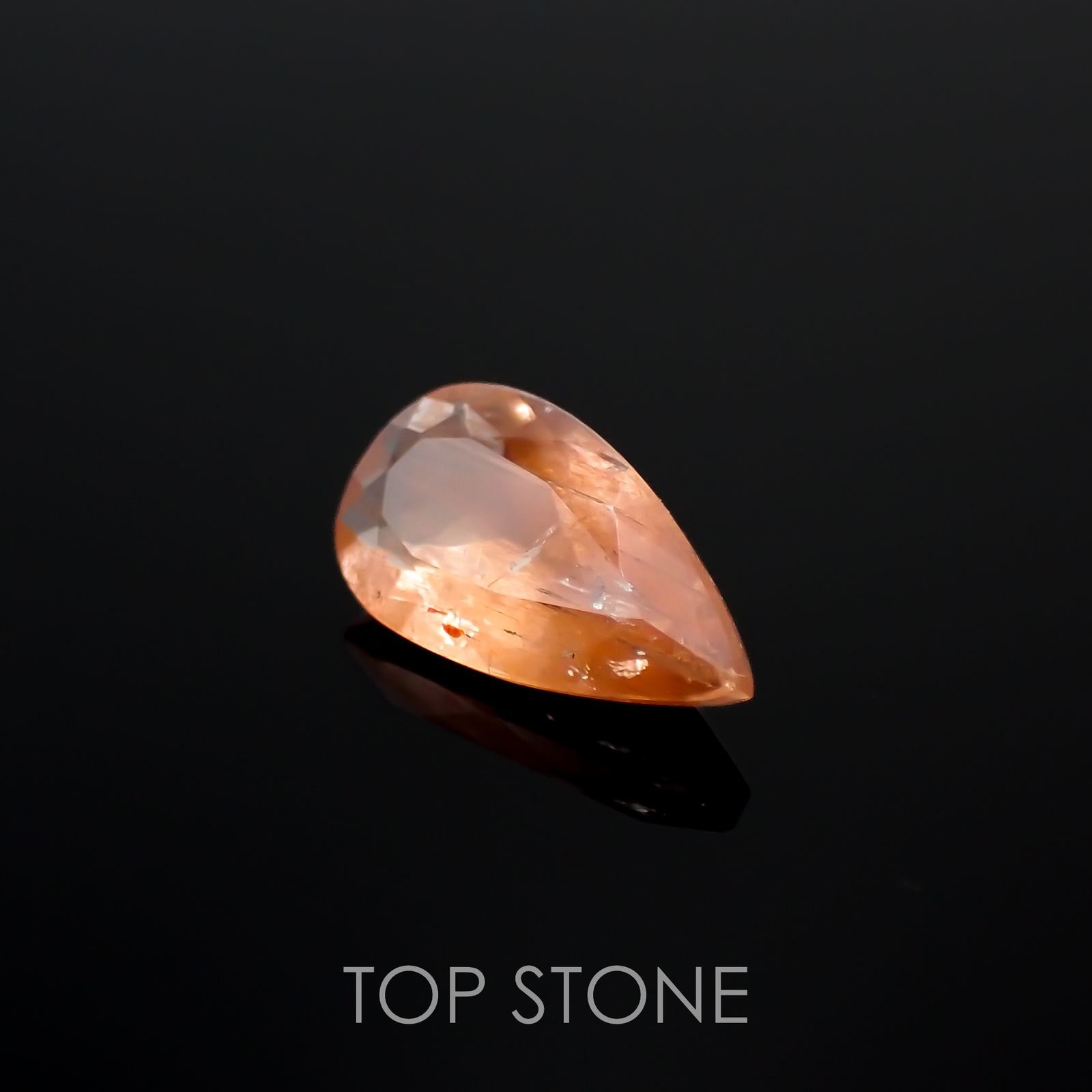 サンストーンスキャポライト(宝石名シーン・スキャポライト)タンザニア