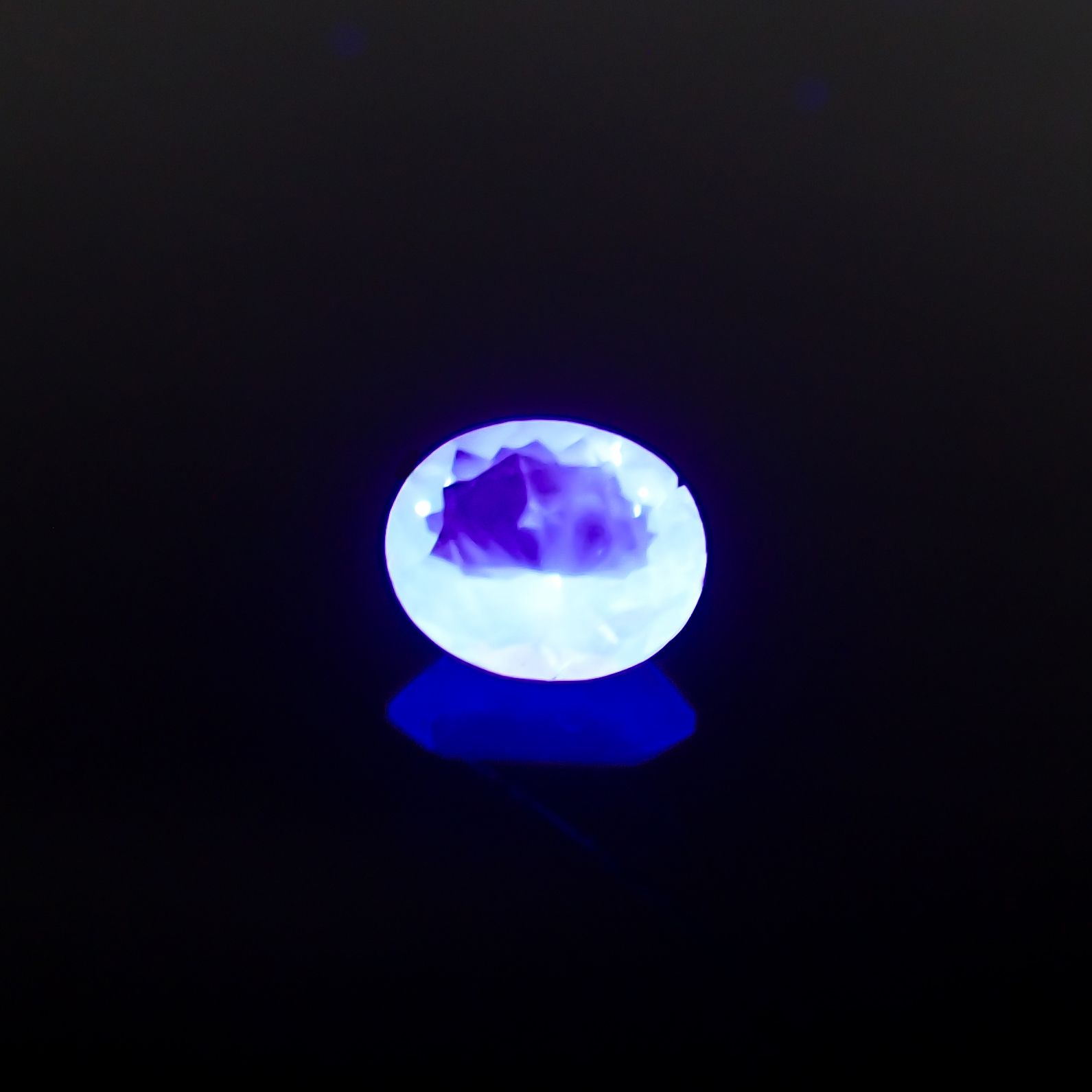 フローライト フルオレッセンス イギリス・ダイアナマリア鉱山産 1.50