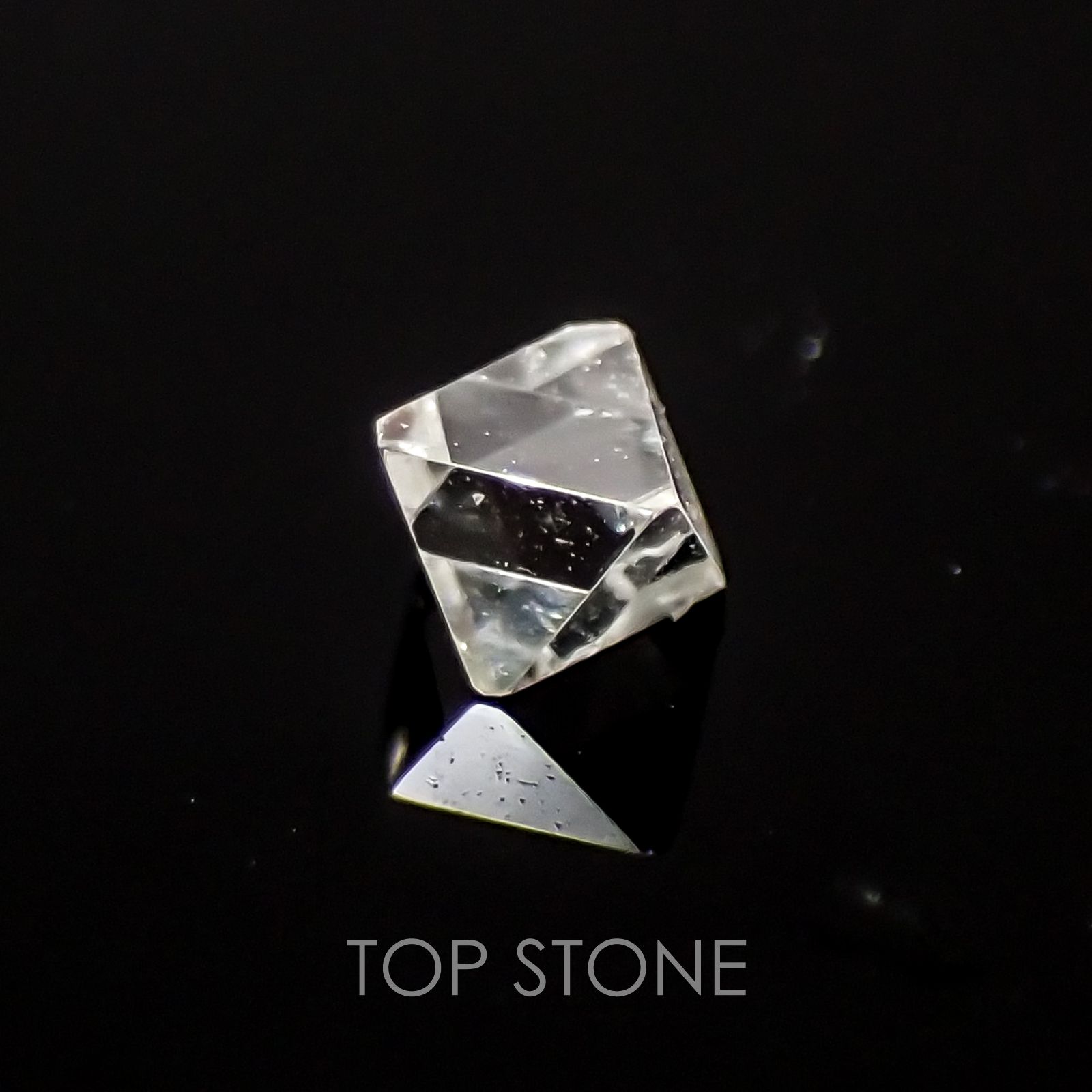 ソーヤブルダイヤモンド 原石 ロシア産 ルース 0.063ct[210310108]2.8