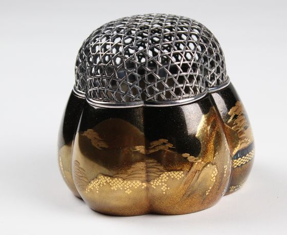 専用 輪島塗 山水蒔絵 三足香炉 純銀火屋 約61g H R5626 専用 輪島塗