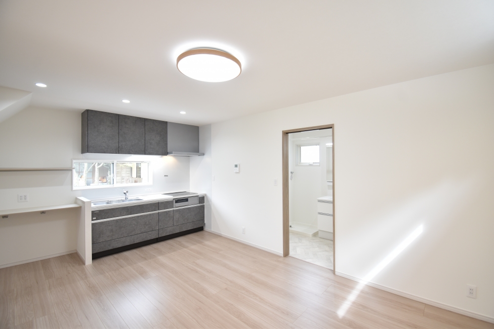 オーダーメイドカップボード木製ハート型取っ手付き収納棚【今月中