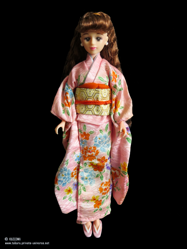 Lisa (15th anniversary) | Private Universe | Takara Dolls Collector