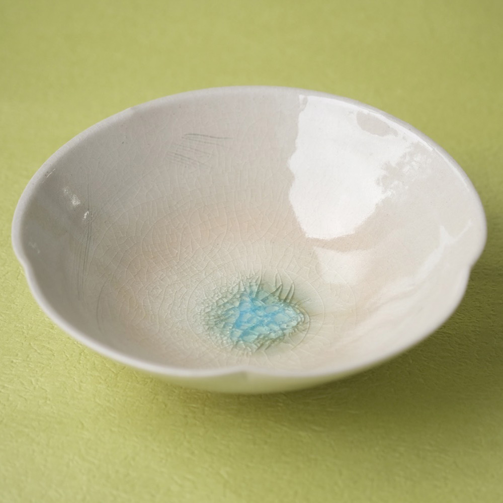 灰釉草文 盛鉢〈1個〉 美濃焼 | 商品詳細 | 高島屋オンラインストア