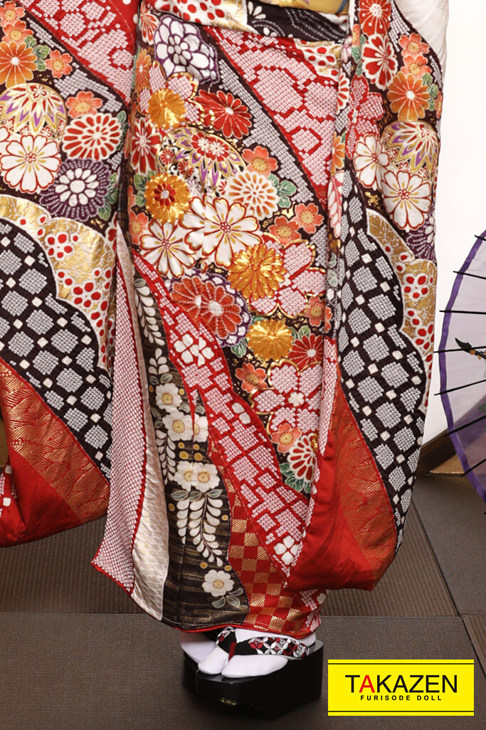 華やかな花柄振袖セット 華やかな花柄の振袖 【公式通販】