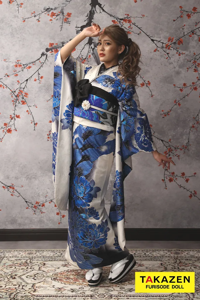 ギラロッシュ可愛らしく個性的な振袖