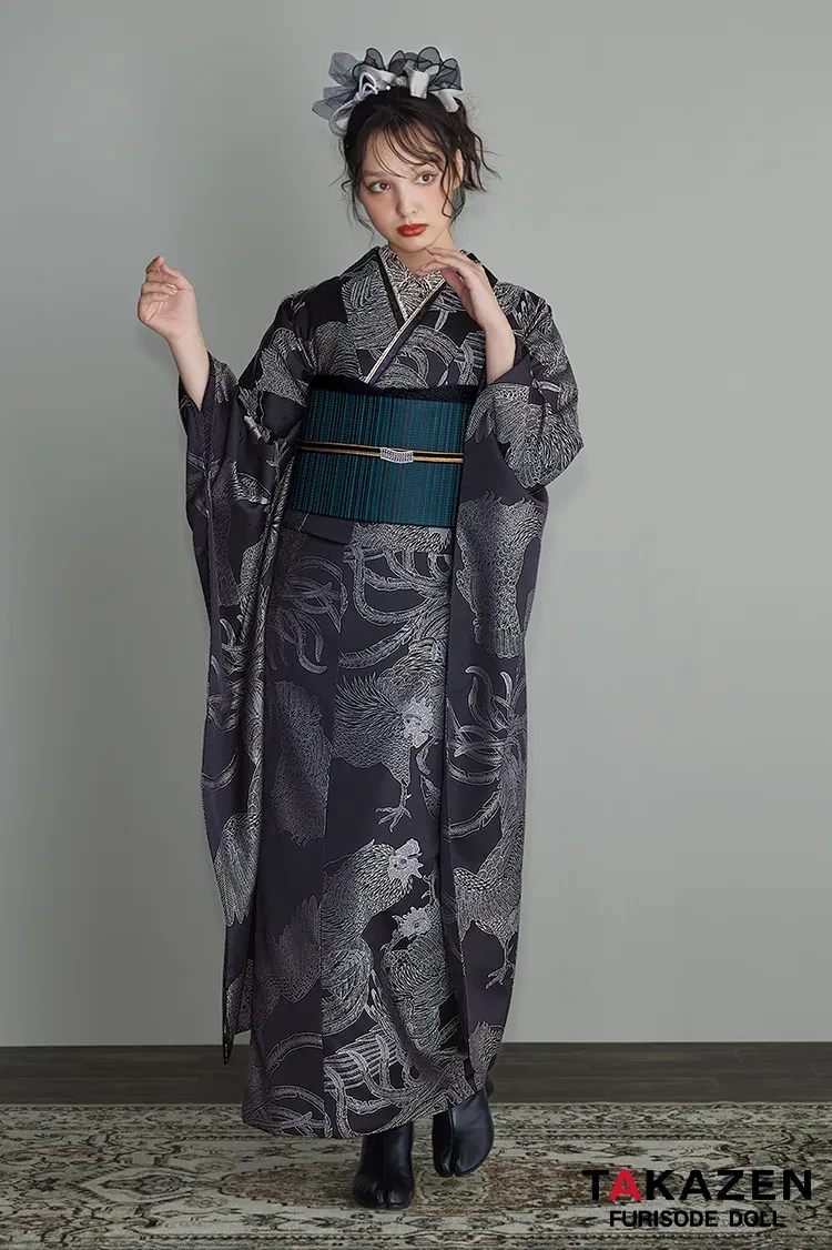 黒色の振袖｜成⼈式の振袖レンタルならTAKAZEN、世界⼀かわいいハタチ