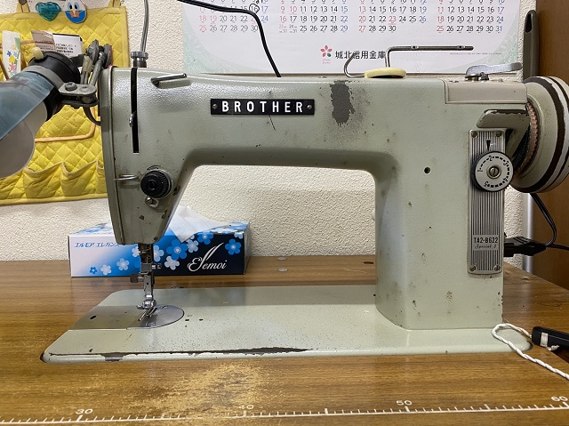 brother ブラザー ミシン 台付 モーター 針上下作動確認済み 【公式通販】