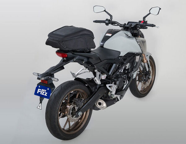 ライディングザック18（ブラック） | タナックス株式会社