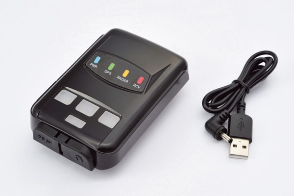 デイトナからコンパクトなレーダー探知機『MOTO GPS RADAR 4/4E』が