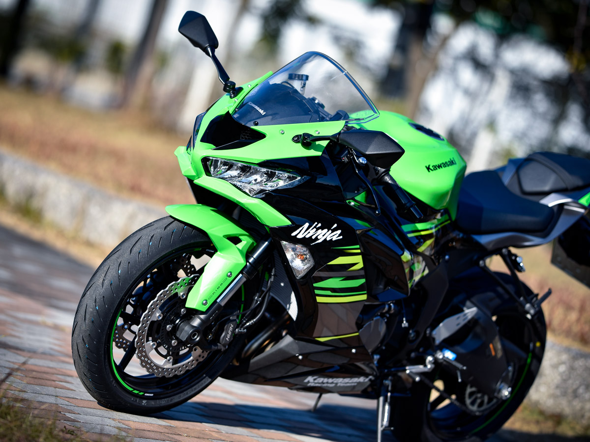 2019年モデルの新型ZX-6Rに乗ってみた！都内を実際に走ってみてその