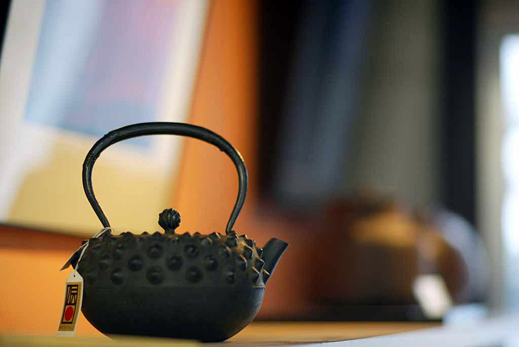 南部鉄器 鉄瓶 鬼あられ コレクター必見！内側超綺麗！！ 逸品作 鬼