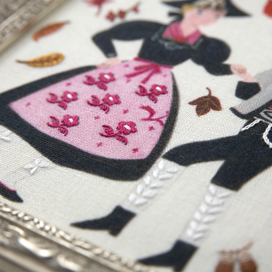 アンティーク 美しいシルク刺繍絵 額装 オランダ民族衣装/正装 少年と