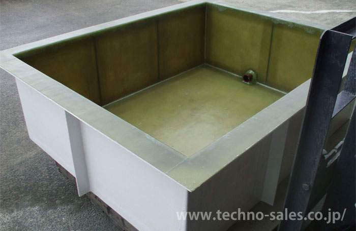 特注大型水槽の製作・設置事例｜テクノ販売株式会社