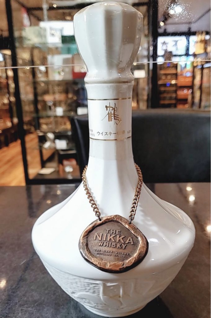 ☆古酒☆ ニッカ ウイスキー 鶴 陶器ボトル 700ml 43% ☆ NIKKA WHISKY