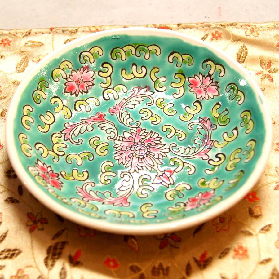 粉彩花柄中皿 清朝 景徳鎮 24cm 中国古玩 粉彩花柄中皿 清朝 景徳鎮