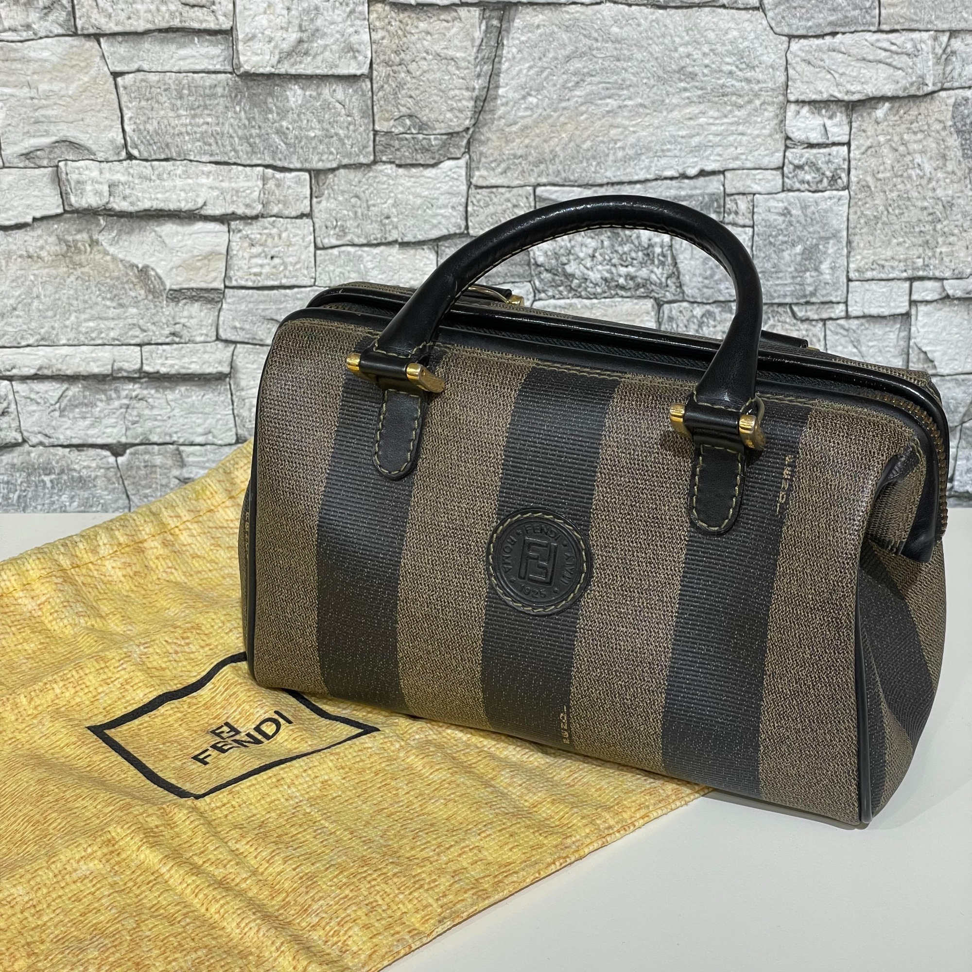 FENDI/フェンディ】ミニボストンバッグを買取入荷。[2023.03.10発行