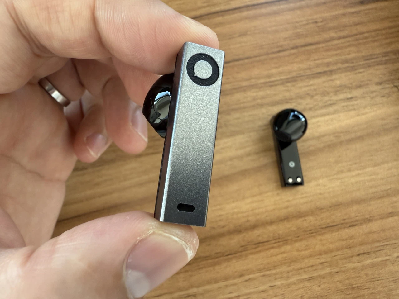 Timekettle X1 翻訳イヤホン』レビュー、非常に高精度なリアルタイム