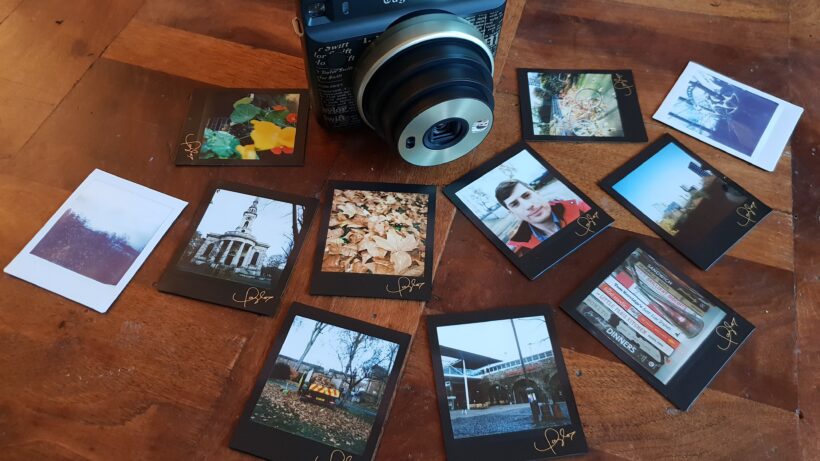 新品：本体カバー，フィルム付き】Taylorデザインinstax SQUARE